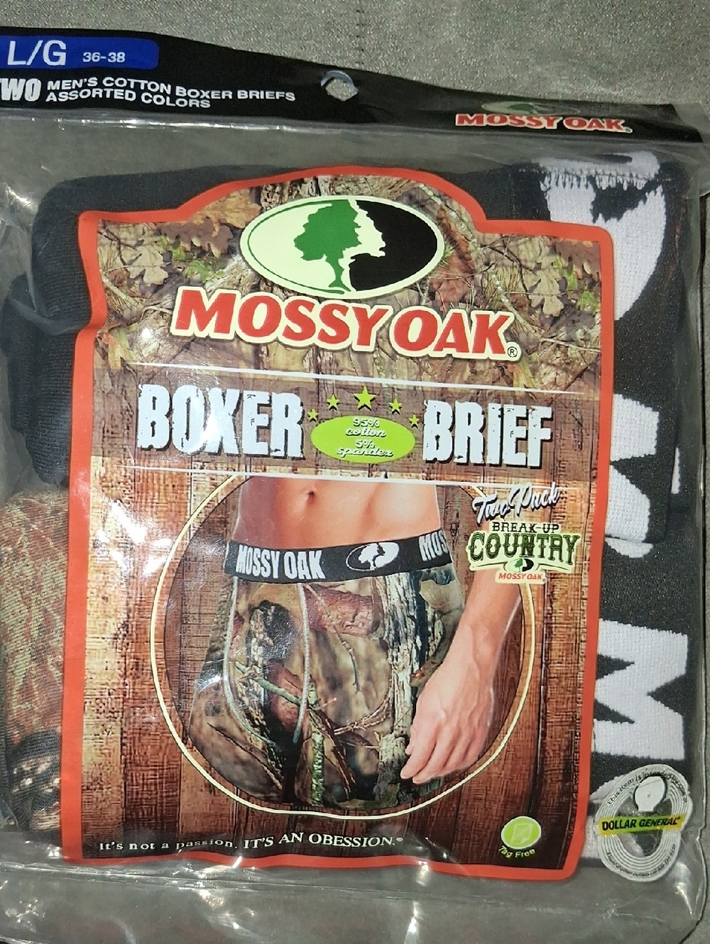 Mossy Oak Camouflage Boxer Briefs with Black Waistband and Green Accents